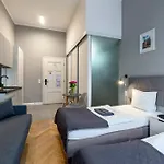 Апартаменти Wroclaw City Apartments *