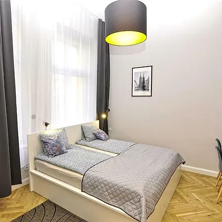 Wroclaw City Apartments * فروتسواف