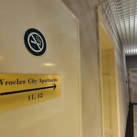 Wroclaw City Apartments شقة فروتسواف